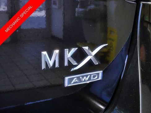 Used 2013 Lincoln MKX AWD w/ Class II Trailer Tow Pkg image 9