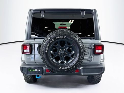 Used 2023 Jeep Wrangler Unlimited w/ Cold Weather Group AWD/4WD image 7