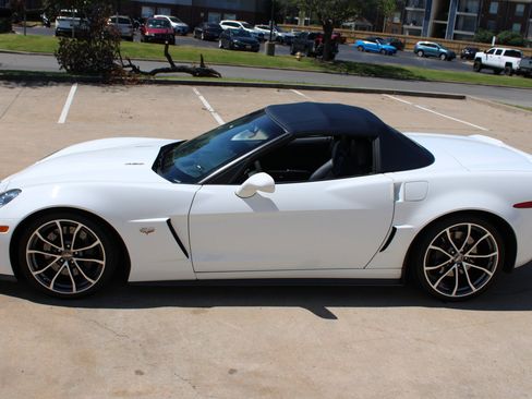 Used 2013 Chevrolet Corvette 427 w/ 1SC Preferred Equipment Group RWD image 28