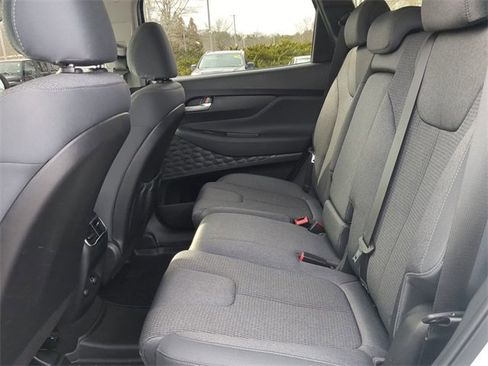 Used 2023 Hyundai Santa Fe SE image 13