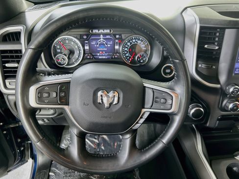 Used 2022 RAM 1500 Big Horn AWD/4WD image 11
