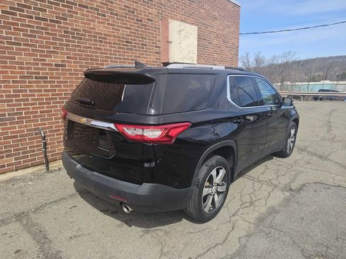 Used 2018 Chevrolet Traverse LT w/ LPO, Floor Liner Package image 3