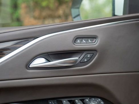 Used 2022 Cadillac Escalade ESV Sport w/ Touring Package image 45