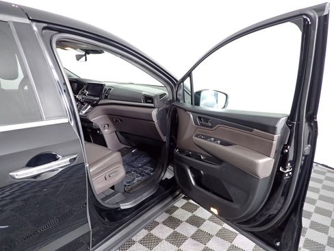Used 2019 Honda Odyssey EX-L image 38