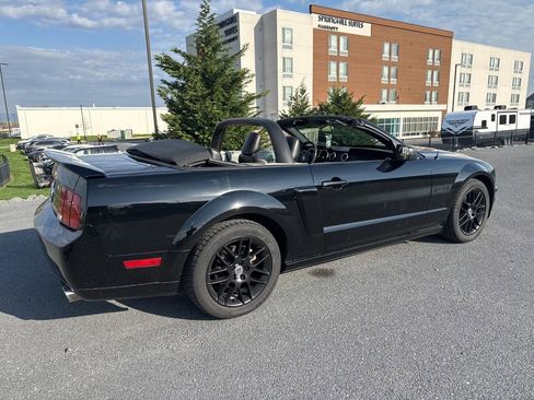 Used 2007 Ford Mustang GT Premium image 4