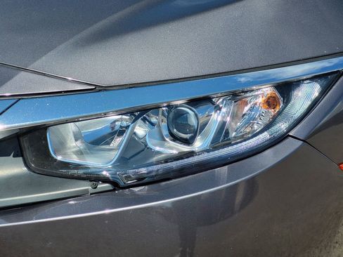 Used 2017 Honda Civic EX-T image 8