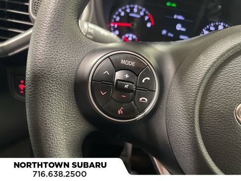 Used 2020 Kia Soul LX image 21
