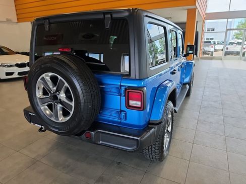 Used 2023 Jeep Wrangler Unlimited Sahara w/ Cold Weather Group AWD/4WD image 8