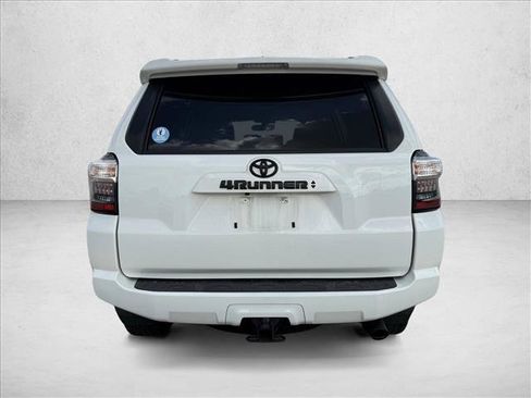 Used 2023 Toyota 4Runner SR5 Premium w/ Moonroof Package AWD/4WD image 7