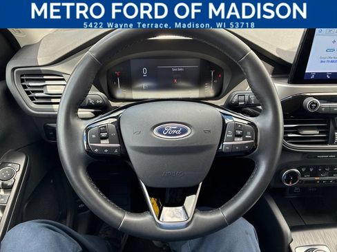 Used 2024 Ford Escape Active AWD/4WD image 24