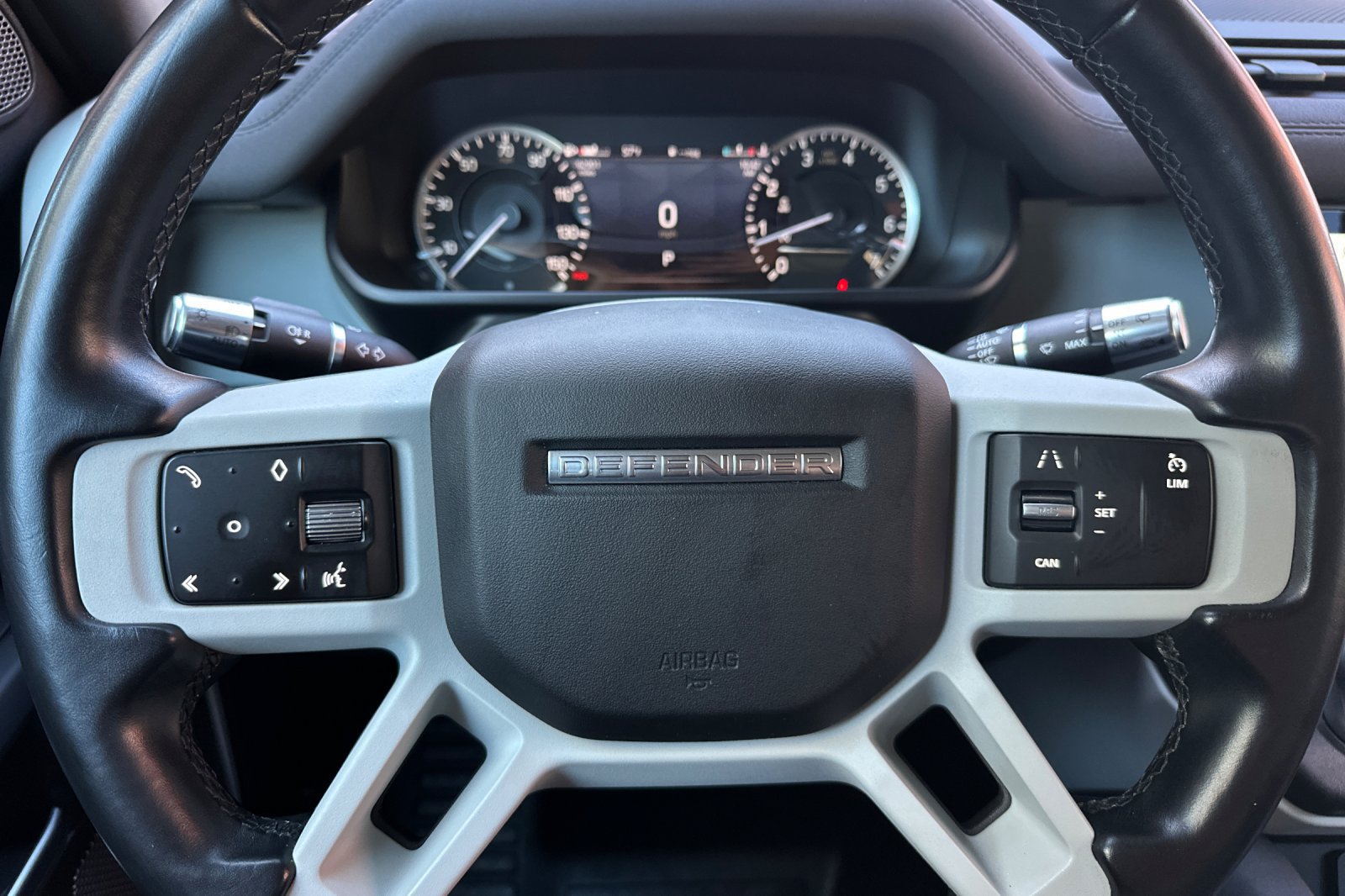 Used 2022 Land Rover Defender 110 AWD/4WD image 30