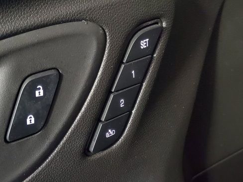 Used 2023 Buick Encore GX Essence w/ Experience Buick Package image 14