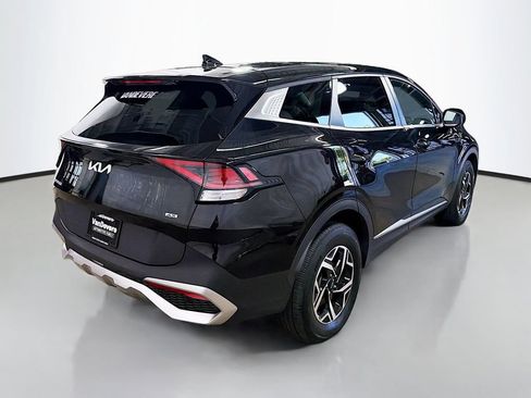Used 2024 Kia Sportage LX AWD/4WD image 9