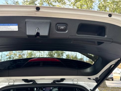 Used 2023 Hyundai Santa Fe Calligraphy image 13