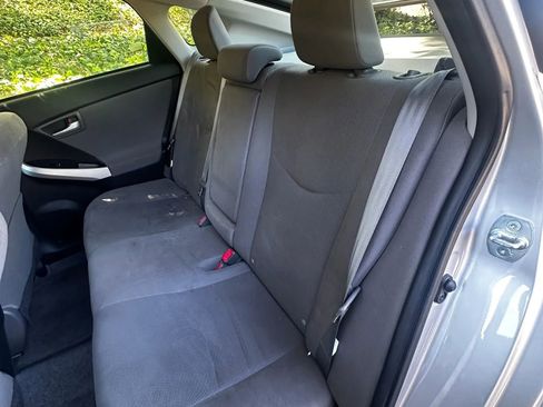 Used 2015 Toyota Prius Three image 15