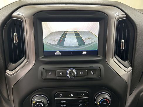 Used 2021 Chevrolet Silverado 1500 Custom Trail Boss w/ LPO, Dark Essentials Package AWD/4WD image 15