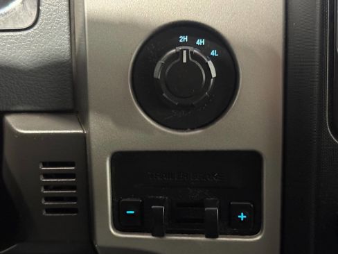 Used 2013 Ford F150 XLT w/ Luxury Equipment Group image 31
