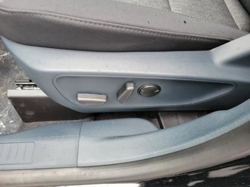 New 2025 Ford Maverick XLT w/ XLT Luxury Package image 22