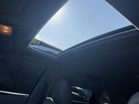 Used 2011 Lexus RX 350 2WD w/ Premium Pkg image 12