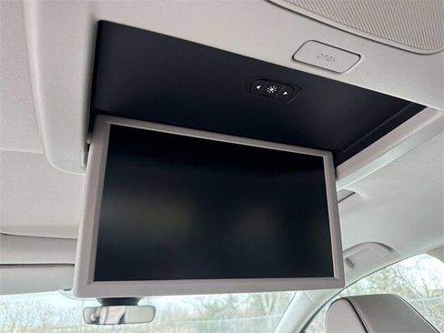 New 2026 Honda Odyssey Touring image 17