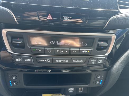 Certified 2023 Honda Passport Elite image 17