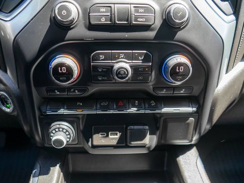 Used 2022 Chevrolet Silverado 1500 LT Trail Boss w/ Safety Package AWD/4WD image 25
