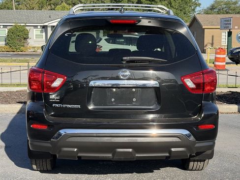 Used 2018 Nissan Pathfinder S FWD image 6