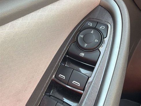 Used 2021 Chevrolet Malibu LS FWD image 8