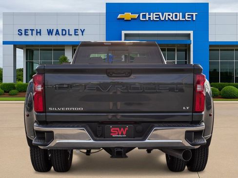 New 2026 Chevrolet Silverado 3500 LT image 6