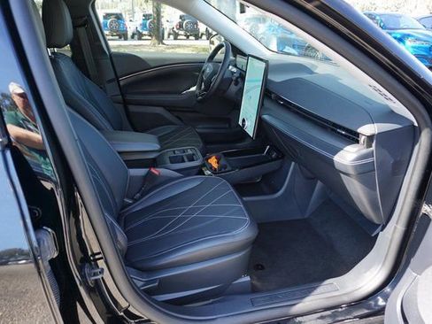 Used 2025 Ford Mustang Mach-E Select image 3