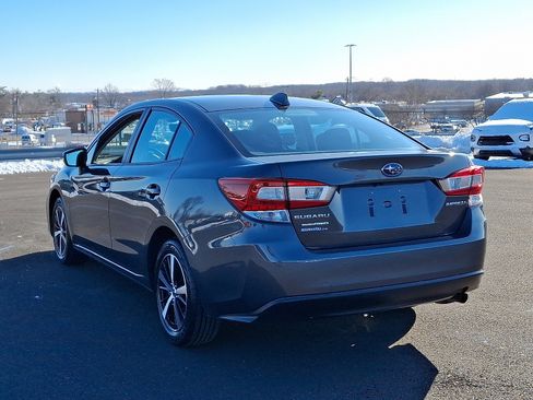 Used 2019 Subaru Impreza 2.0i Premium image 4