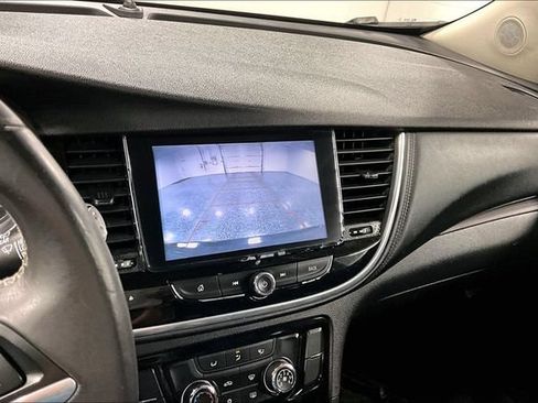Used 2021 Buick Encore Preferred FWD image 14