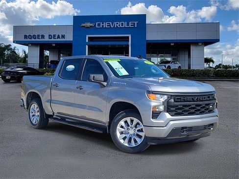 Certified 2024 Chevrolet Silverado 1500 Custom image 1