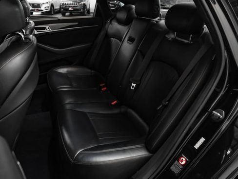 Used 2018 Genesis G80 3.3T Sport RWD image 36