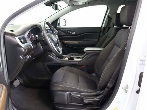 Certified 2023 GMC Acadia SLE image 8