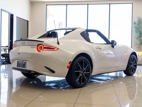 New 2026 MAZDA MX-5 Miata RF Grand Touring w/ Weather Package RWD image 5