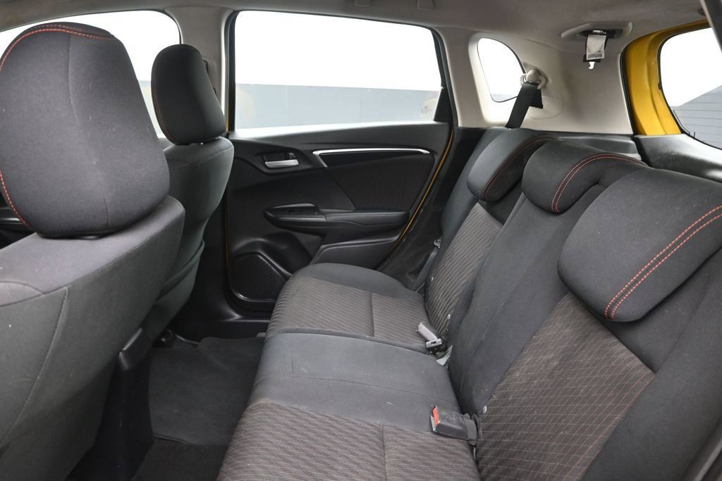 Used 2019 Honda Fit Sport image 12