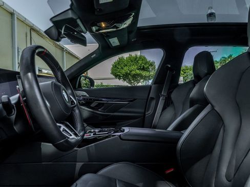 Used 2025 BMW M5 Touring image 14