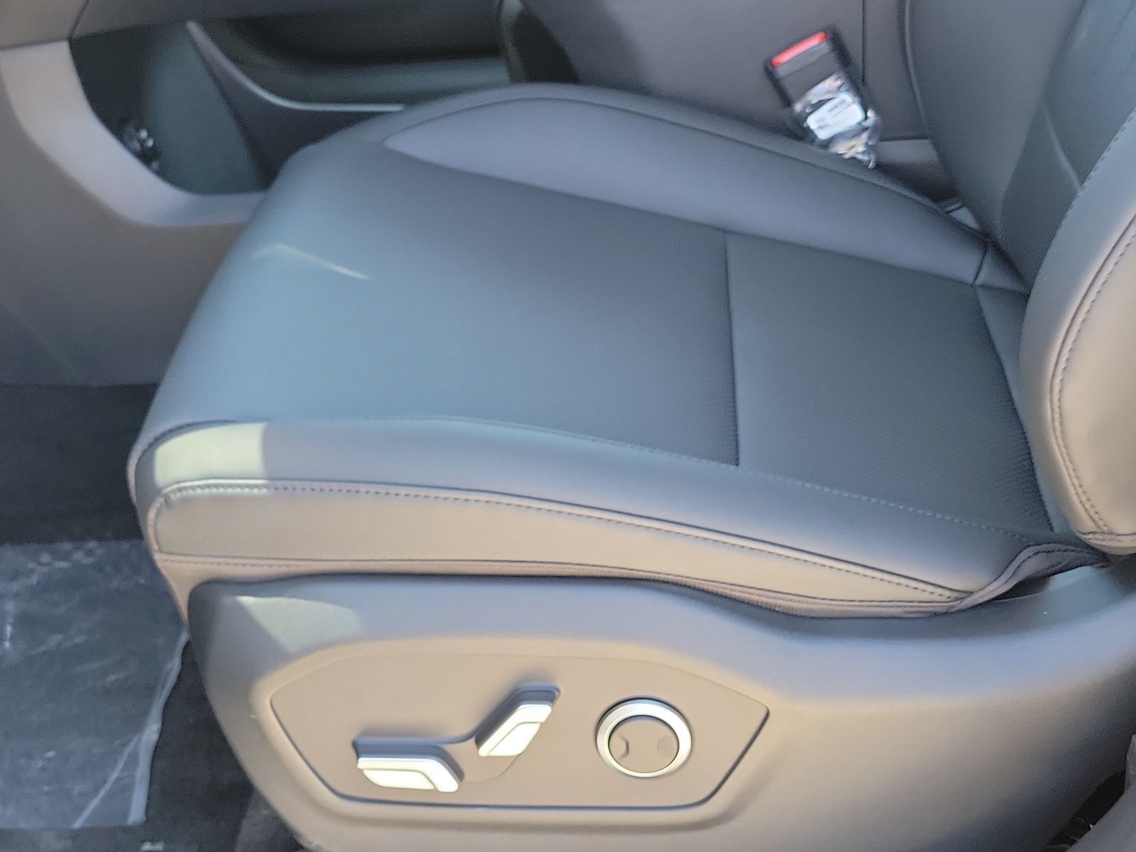Used 2026 Hyundai Santa Fe XRT AWD/4WD image 16