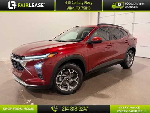 Used 2025 Chevrolet Trax LT w/ LT Convenience Package FWD image 1