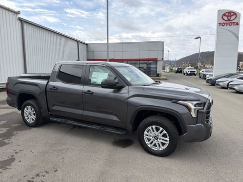 New 2025 Toyota Tundra SR5 AWD/4WD image 42