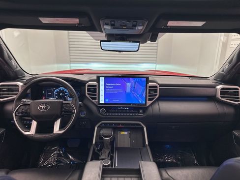 Used 2024 Toyota Sequoia Platinum image 19