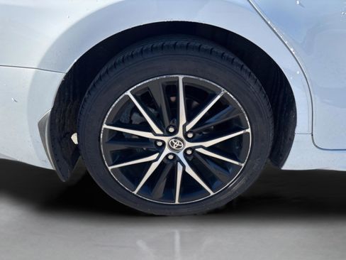 Used 2024 Toyota Camry SE image 45