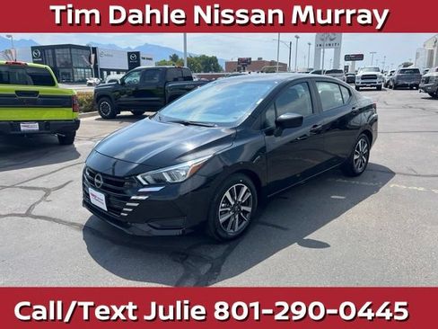 Used 2024 Nissan Versa SV FWD image 5