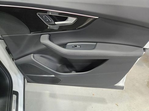 Used 2025 Audi Q7 3.0T Premium Plus image 7