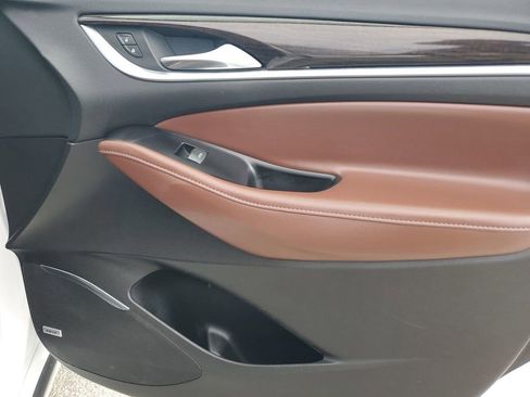 Used 2020 Buick Enclave Avenir w/ Avenir Technology Package image 46