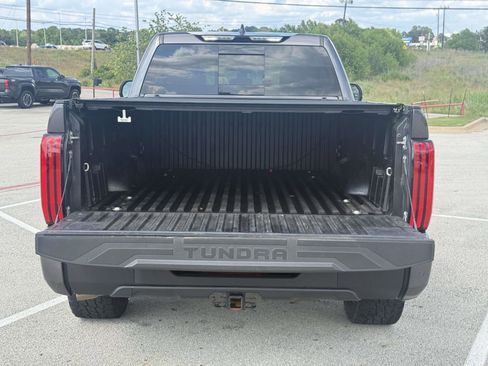 Used 2022 Toyota Tundra SR5 AWD/4WD image 5