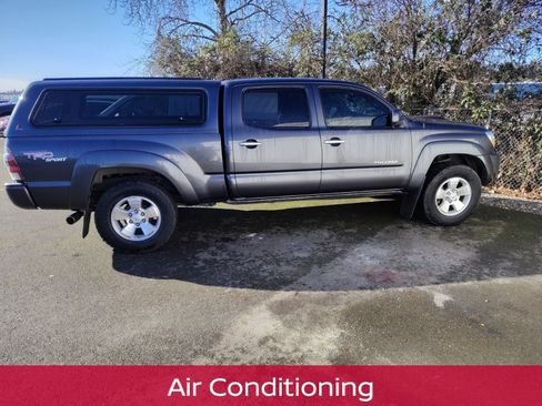 Used 2010 Toyota Tacoma PreRunner image 4