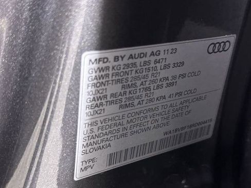 Used 2024 Audi Q8 Premium Plus image 95