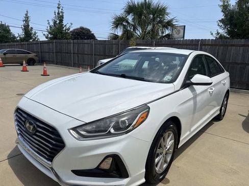 Used 2019 Hyundai Sonata SE FWD image 3